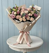 Букет цветов из:  Розы и Лизиантусы в Ожогино