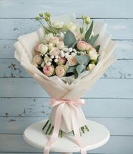 Букет цветов из:  Розы и Лизиантусы в Ожогино
