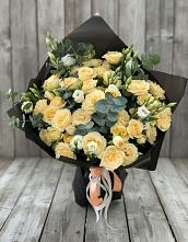 Букет цветов из:  Розы и Лизиантусы в Ожогино