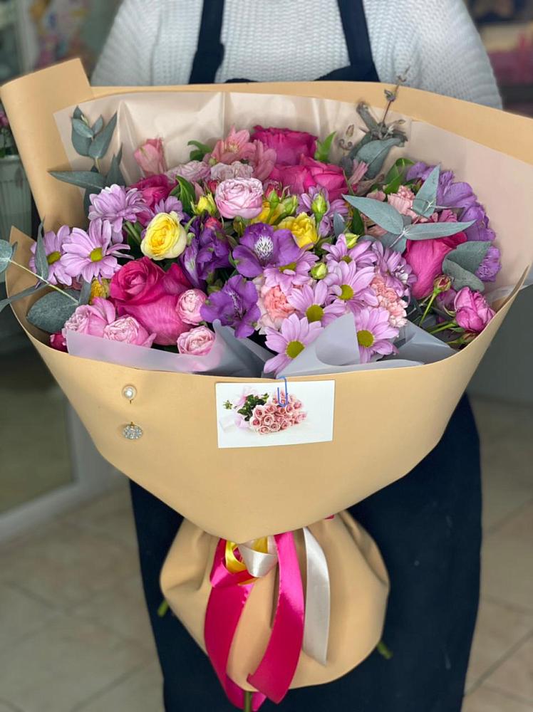 Букет цветов из: Хризантемы, Гвоздики и Альстромерии в Ожогино