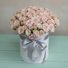 Цветочная композиция из Розы в шляпной коробке в Ожогино