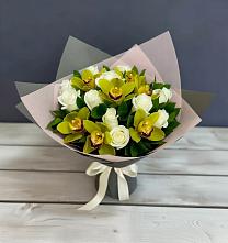 Букет цветов из:  Орхидеи и Розы в Ожогино