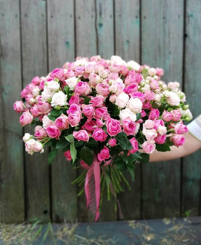 Букет Розовые кустовые розы Натали и Лав Лидия в Ожогино