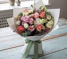 Букет цветов из:  Розы, Лизиантусы и Гвоздики в Ожогино