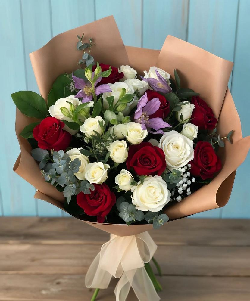 Букет цветов из: Розы и Альстромерии в Ожогино