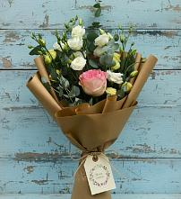 Букет цветов из:  Розы и Лизиантусы в Ожогино