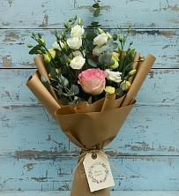 Букет цветов из:  Розы и Лизиантусы в Ожогино