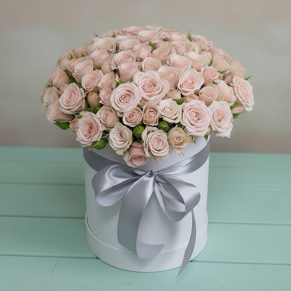 Цветочная композиция из Розы в шляпной коробке в Ожогино